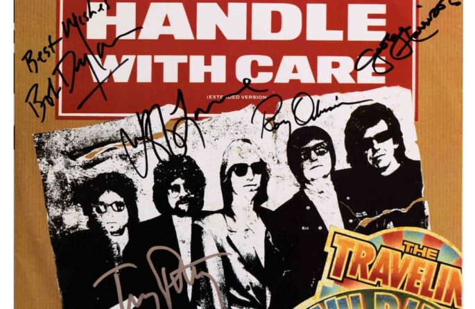 Traveling Wilburys – Handle With Care