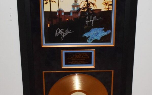 Eagles – Hotel California