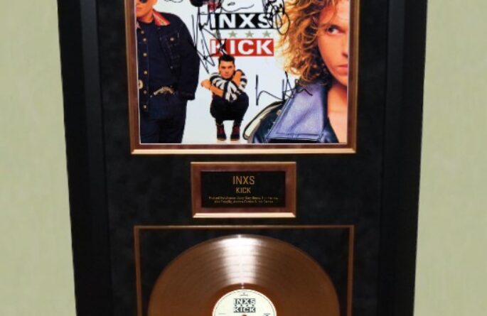 INXS – Kick