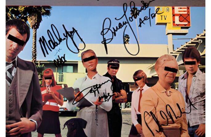 AC/DC – Dirty Deeds Done Dirt Cheap