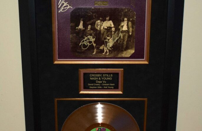 Crosby, Stills, Nash & Young – Deja Vu