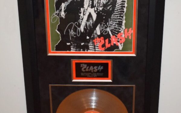 The Clash – Debut