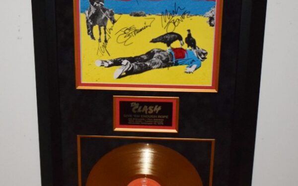 The Clash – Give Em Enough Rope