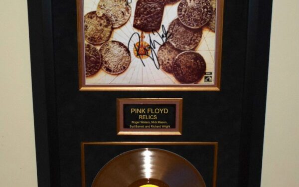 #2 Pink Floyd – Relics