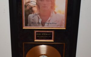 Rod Stewart – Foot Loose And Fancy Free