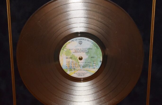 Rod Stewart – Foot Loose And Fancy Free