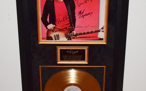 Tom Petty & The Heartbreakers – Damn The Torpedoes