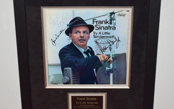 Frank Sinatra – Try A Little Tenderness