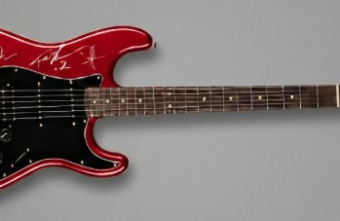 Guns N’ Roses – Fender Stratocaster