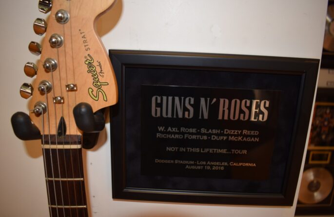 Guns N’ Roses – Fender Stratocaster