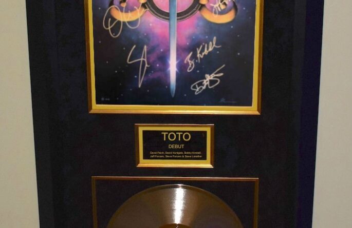 Toto – Debut