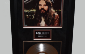 Bob Seger – Stranger In Town
