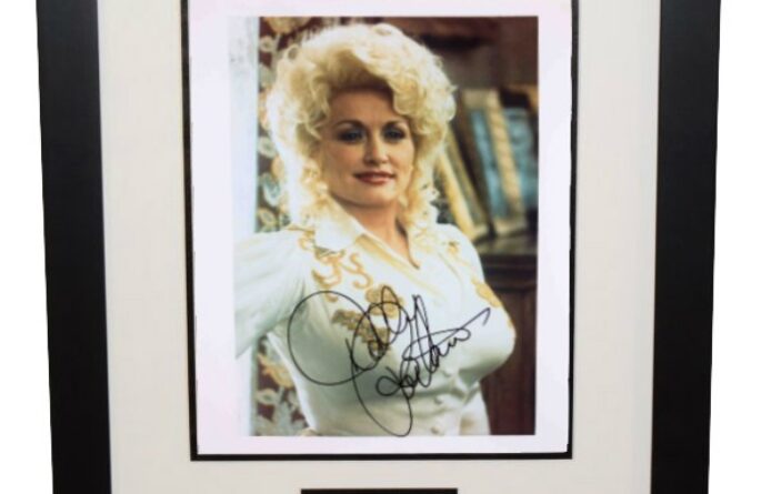 #3-Dolly Parton Signed 8×10 Photograph