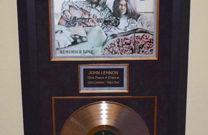 John Lennon -Give Peace A Chance