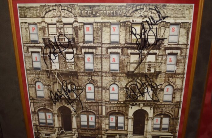 Led Zeppelin – Physical Graffiti with Kashmir Handwritten Lyrics