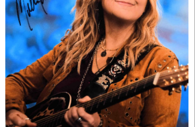 Melissa Etheridge Signed 11×14 Photograph