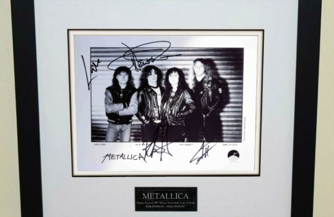 #1-Metallica Signed 8×10 Photograph