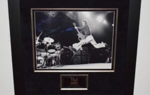 #1-The Who – Pete Townshend Signed 11×14 Photograph