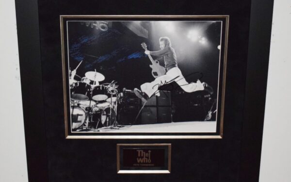 #1-The Who – Pete Townshend Signed 11×14 Photograph