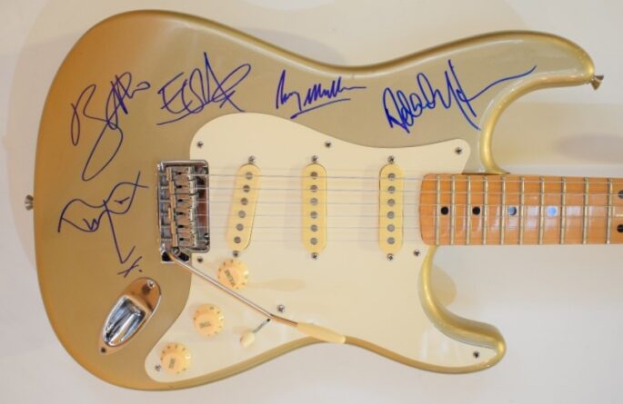 U2 – Mexican Fender Stratocaster